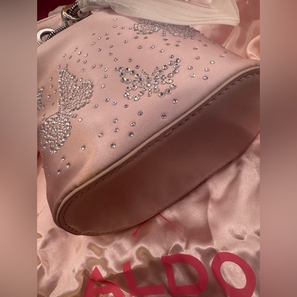 Aldo wickedly beautiful ‘glindafied’ pink purse w/ butterfly rhinestones etc - Picture 5 of 11